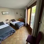 Et Atypiques Le Temps Des Legendes Pensionat Saint-Quentin-la-Poterie